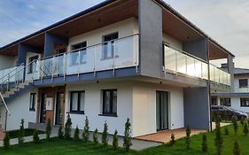 Apartament pod Dębami